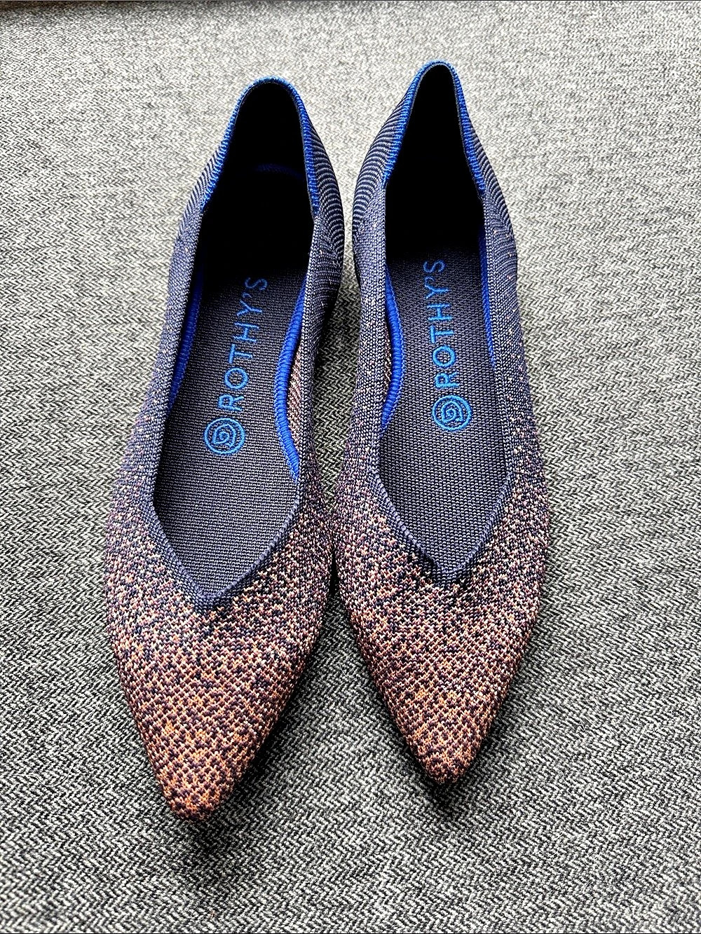Rothy's The Point Pointed-Toe Flats in blue and gold US 7.5